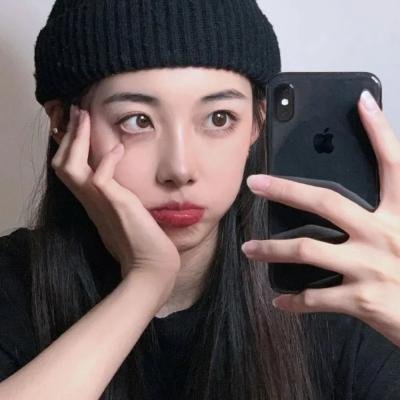 水中的女人
